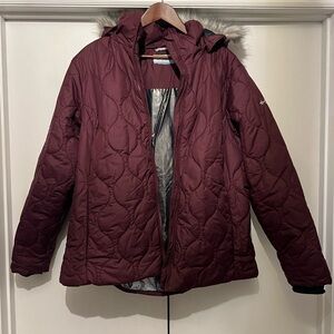 Columbia Women's Burgundy Quilted Ski Jacket